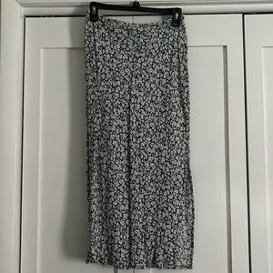New Old Navy High-Waisted Midi Slip Skirt Navy Blue Ditsy Floral NWT Small